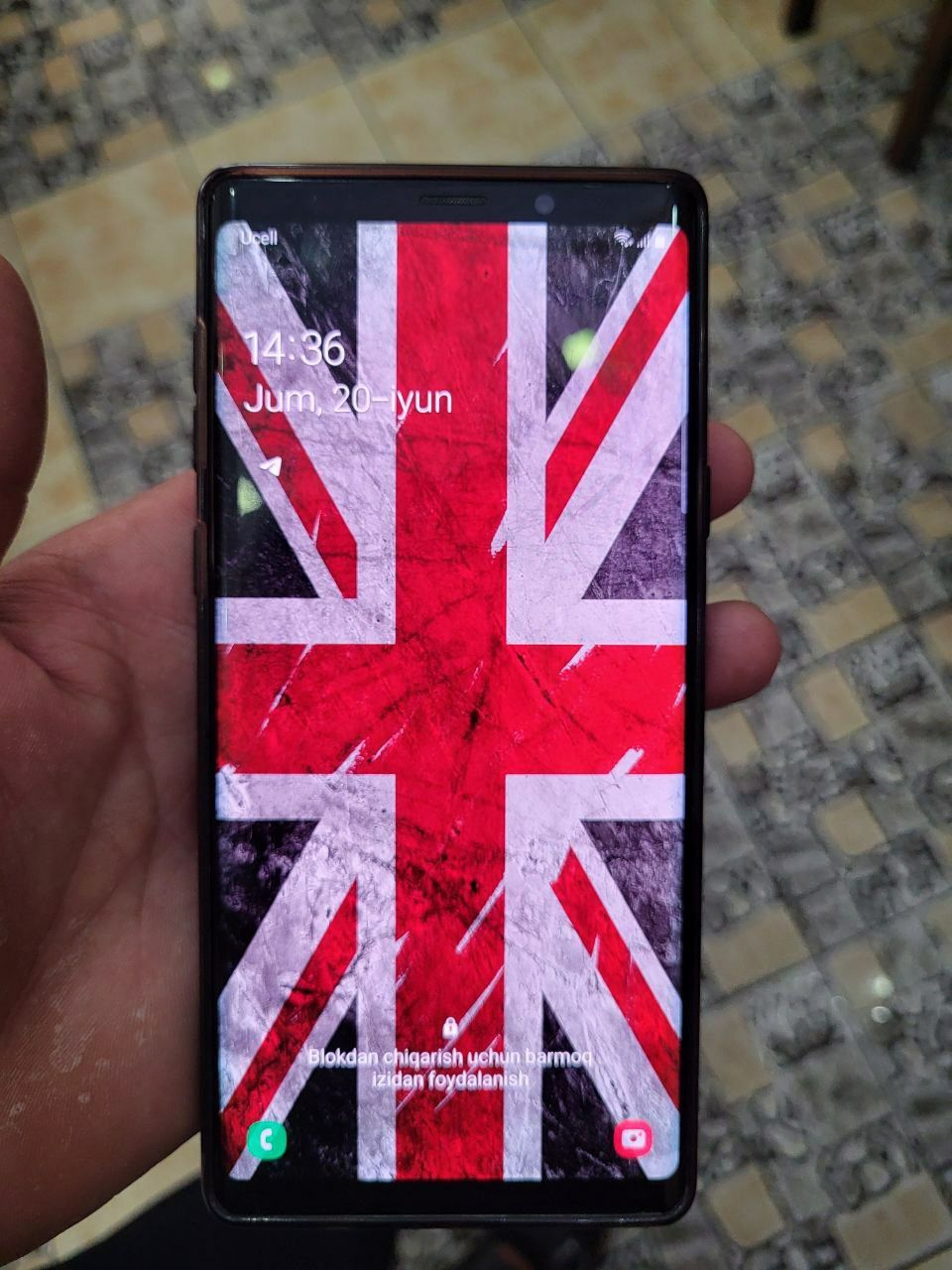 Samsung note 9 bor 6/128 talik tel xolati ideal