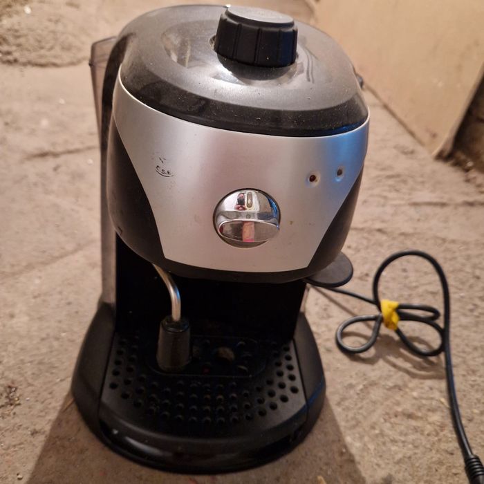 Masina de cafea De Longhi