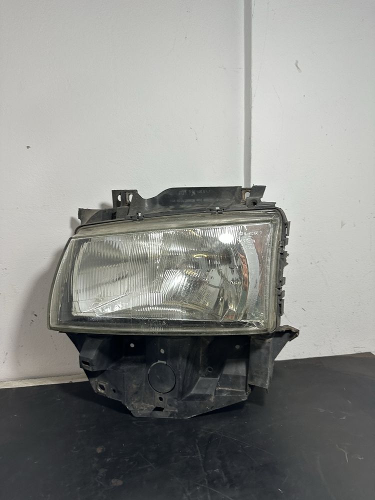 Far stanga Volkswagen Vw T4 2.5 TDI 1998-2003  transporter caravelle