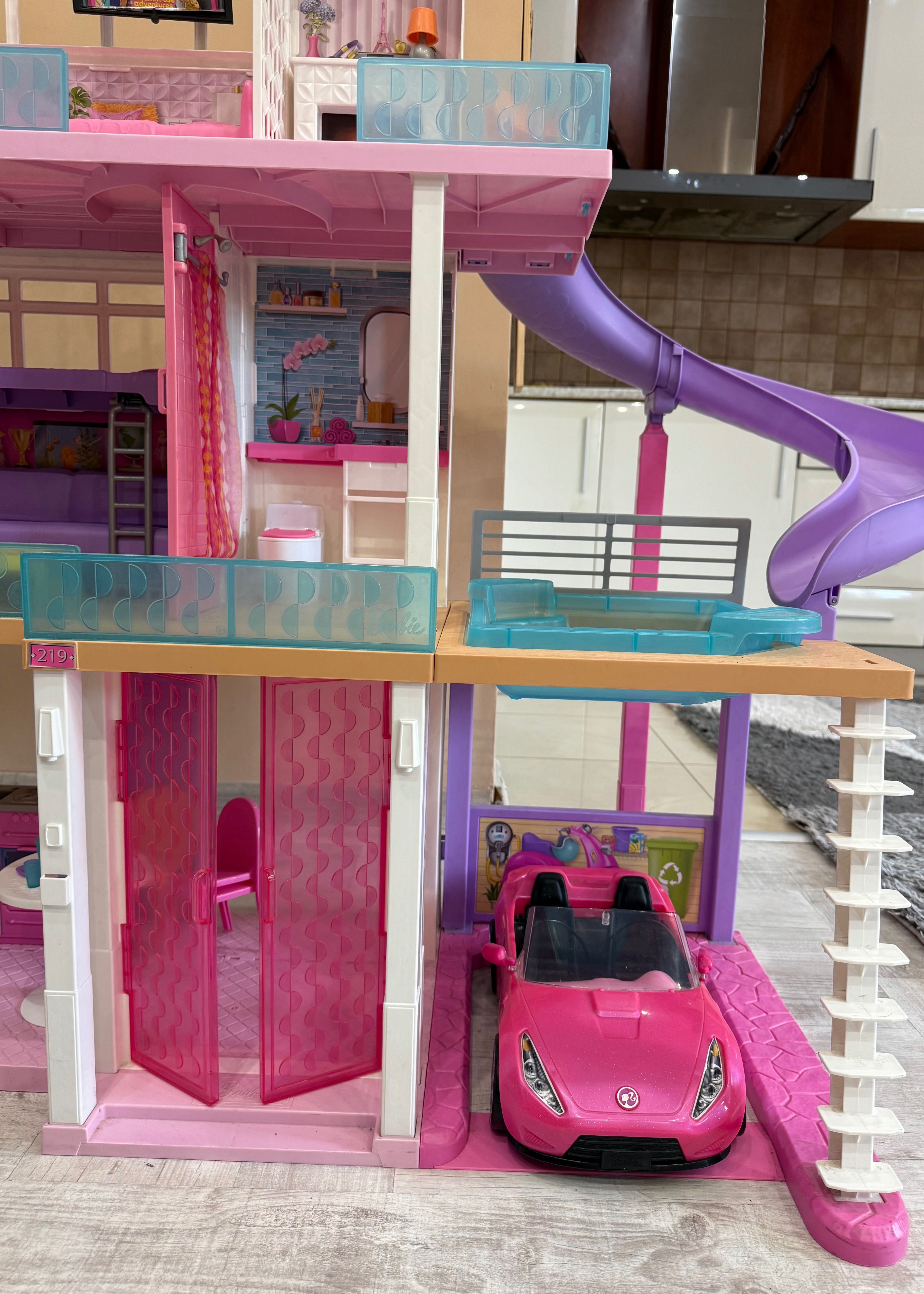 Къща за кукли Барби. Barbie