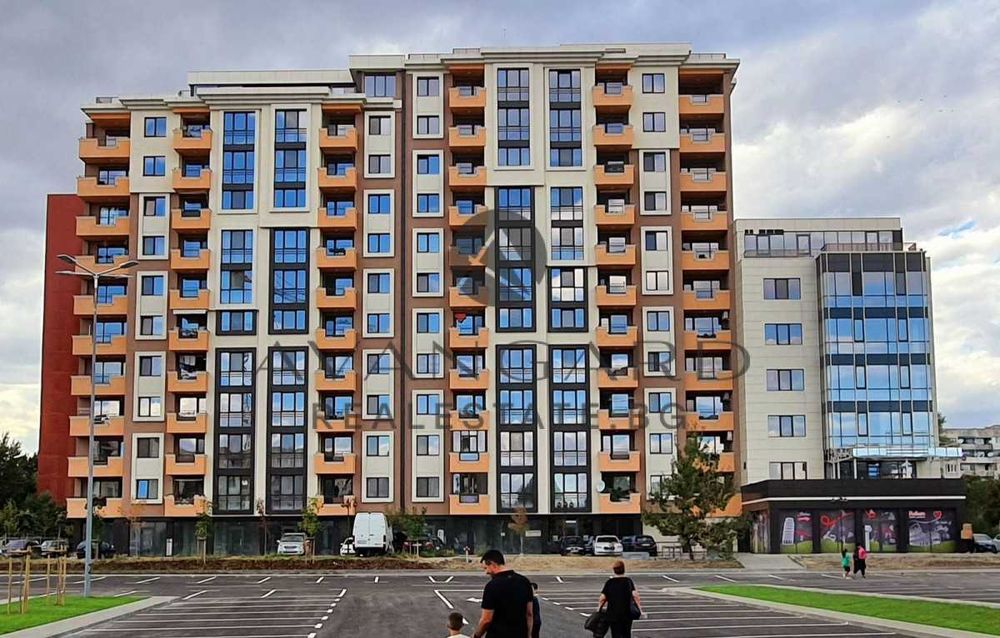 Продава се Тристаен апартамент в Пловдив, Кючук Париж - 101 кв.м за 1515 €/кв.м - Снимка #8