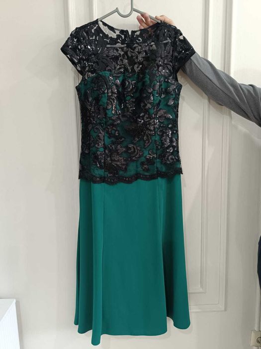 Красивое вечернее платье