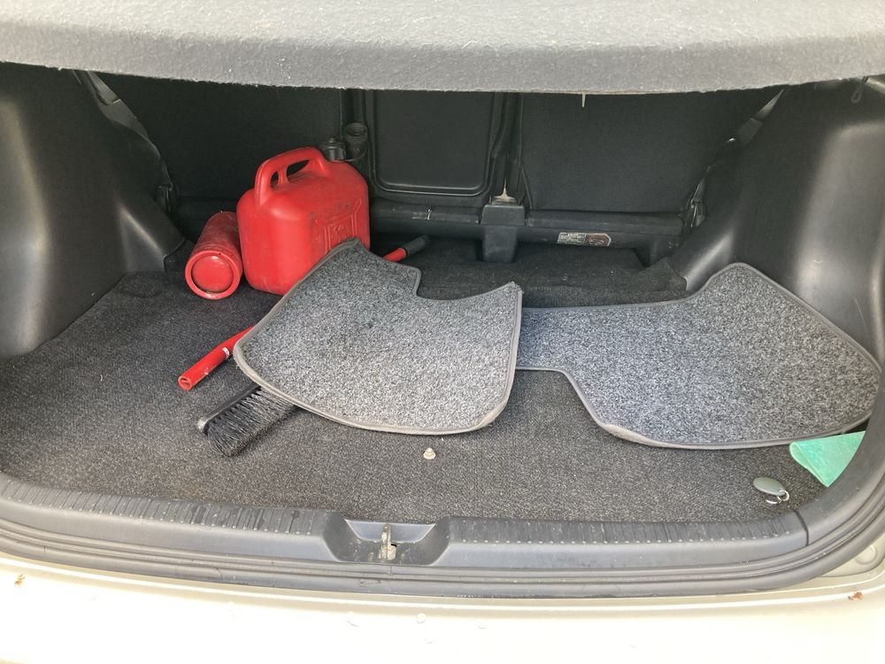 Продавам Toyota Corola Verso