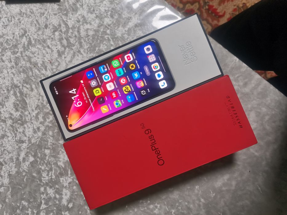 Oneplus 9 128  One plus 9 5g 128