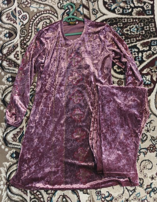 Yangi koʻylak poychasi bn