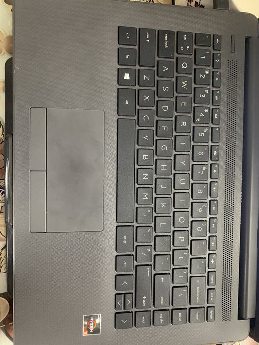 Laptop de ofice ca nou