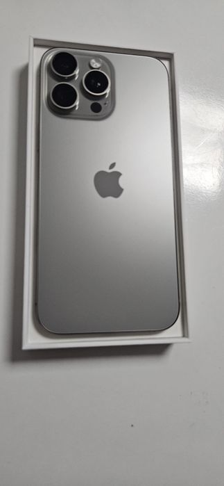 Vand iPhone 16 Pro Max Natural Titanium, 256GB