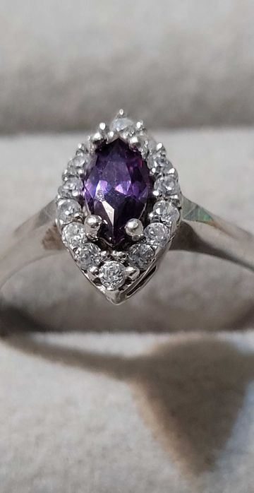 Inel argint cu ametist si zirconiu cubic