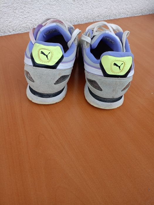 Vând pantofi sport dama, Puma,in stare buna produs de calitate.Mar.38.