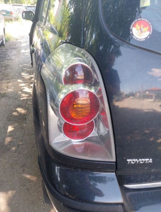 На части Тойота Корола Версо 2.2 d4d 136к.с/Toyota Corolla Verso 2008