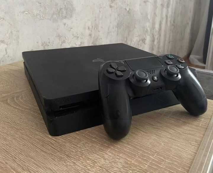 Игровая приставка Sony Playstation 4 PS4 Slim