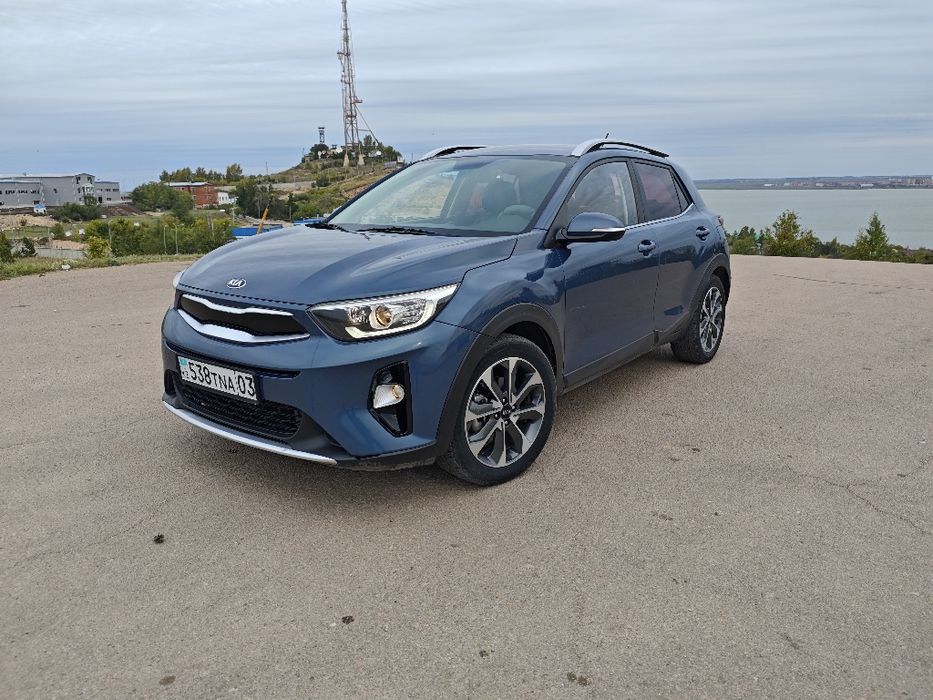 Срочно!!! Kia Stonic 1,4