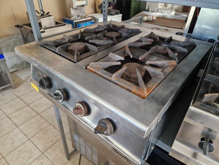 Aragaz de.putere de banc sau cu banc, din inox, gaz sau curent