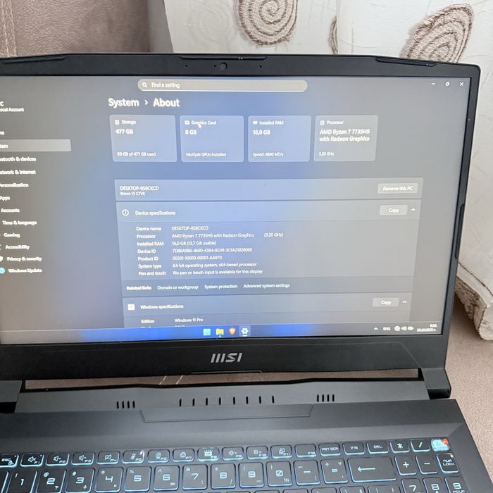 MSI Bravo 15 C7V RTX 4050 Ryzen 7 7735HS