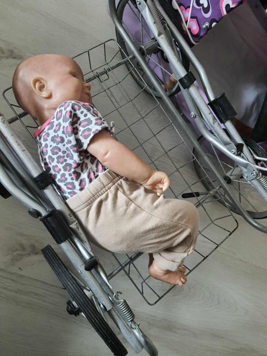 Реалистично бебе