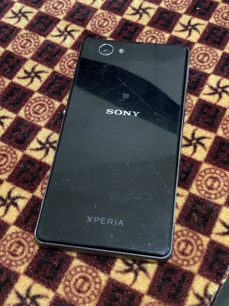 Sony Xperia Z1 Compact