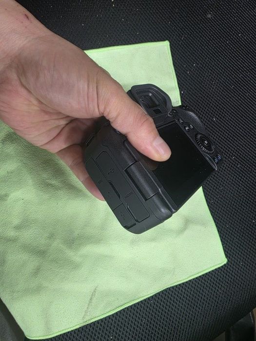 Canon EOS R6 sotiladi