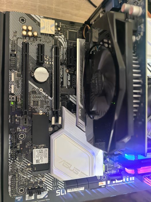 Kit i5 10600k placa baza memorie ram 2X8=16g 3000mh rgb