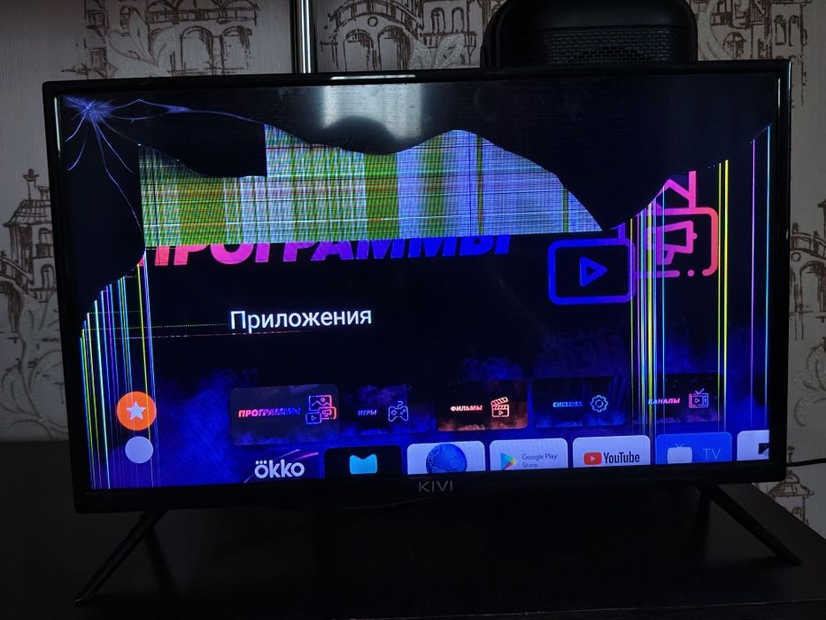 Продам Смарт ТВ с дифектом