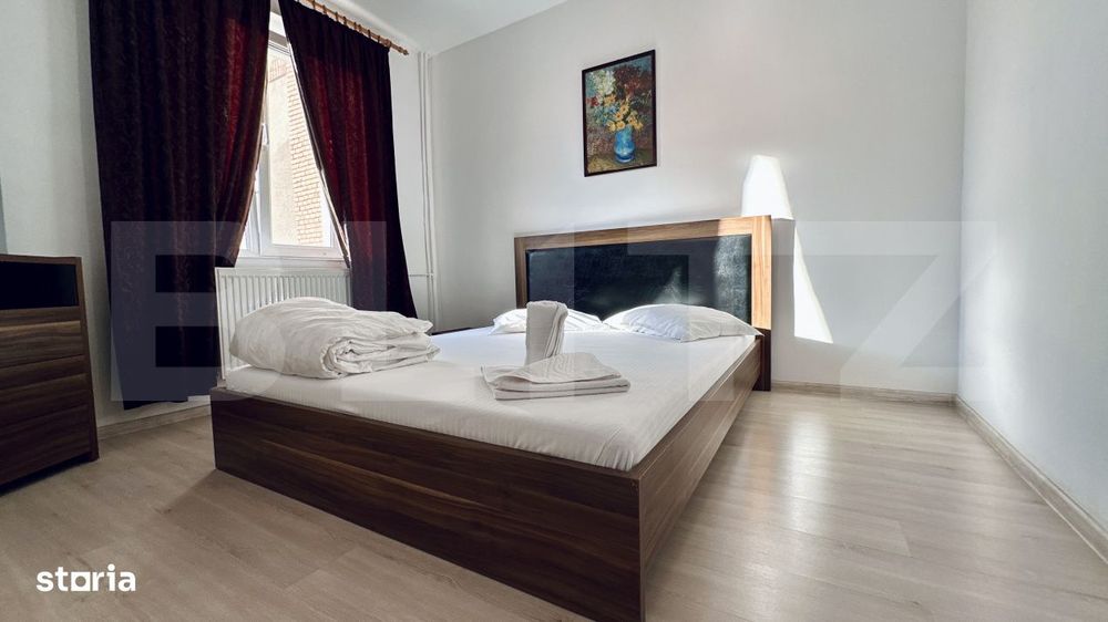 Apartament cu 3 camere, decomandat, etaj 3/4, dubla orientare, Rogeriu