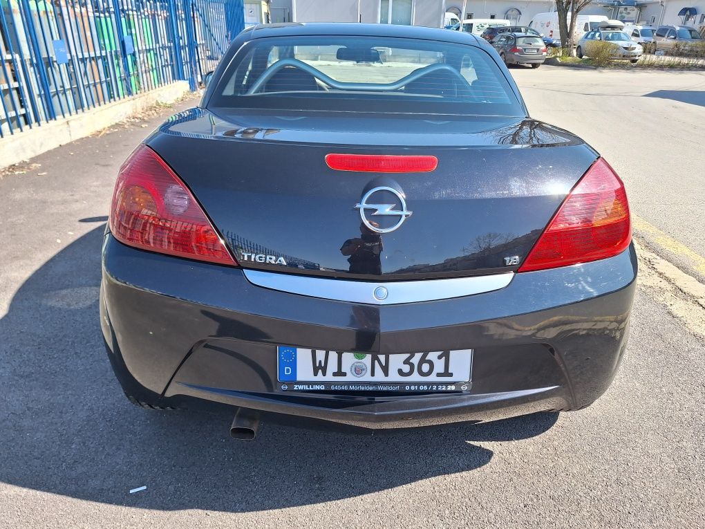 Продавам Opel Tigra TwinTop 1.8/06.06.2006