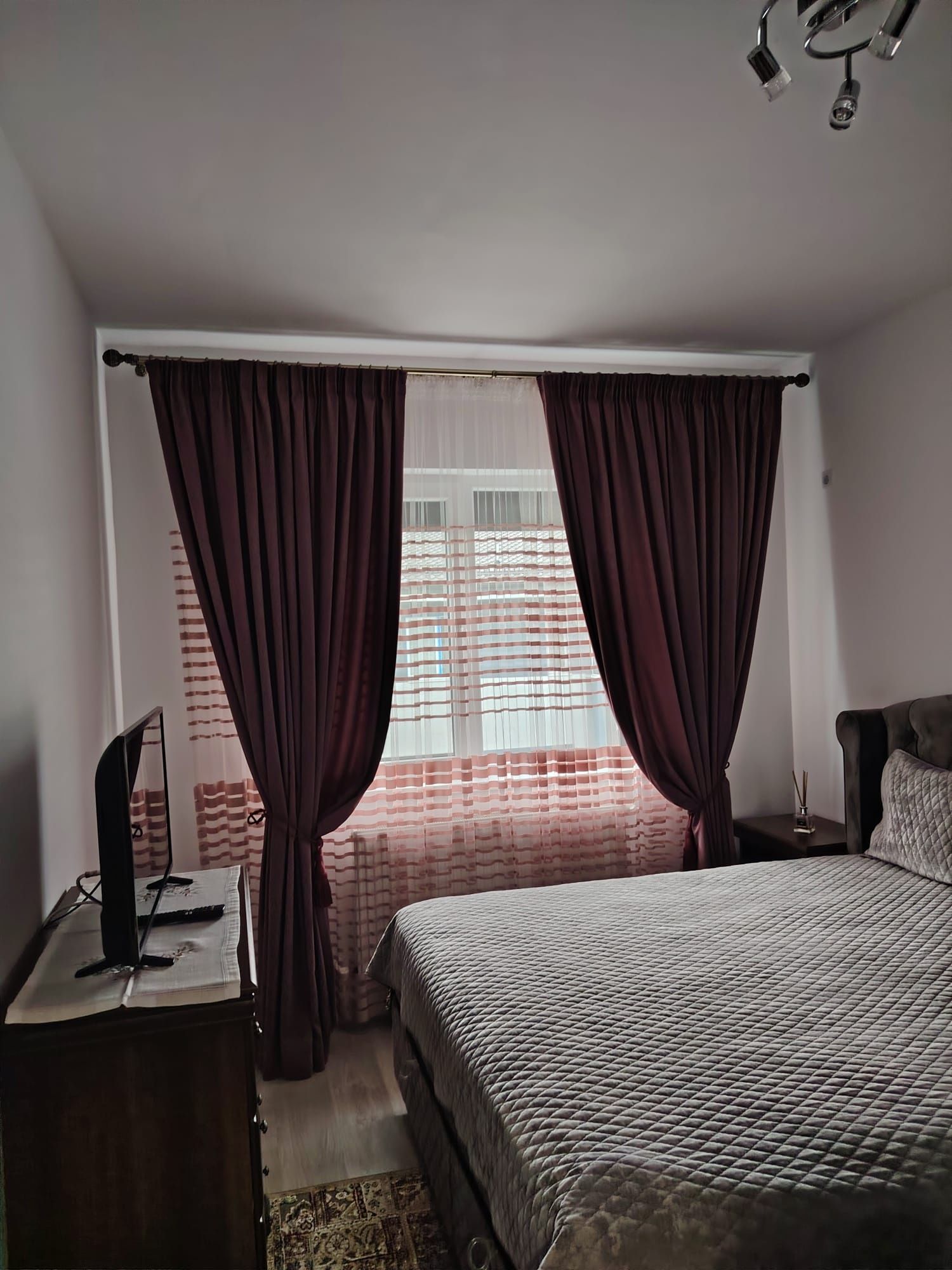 Închiriez apartament 2 camere