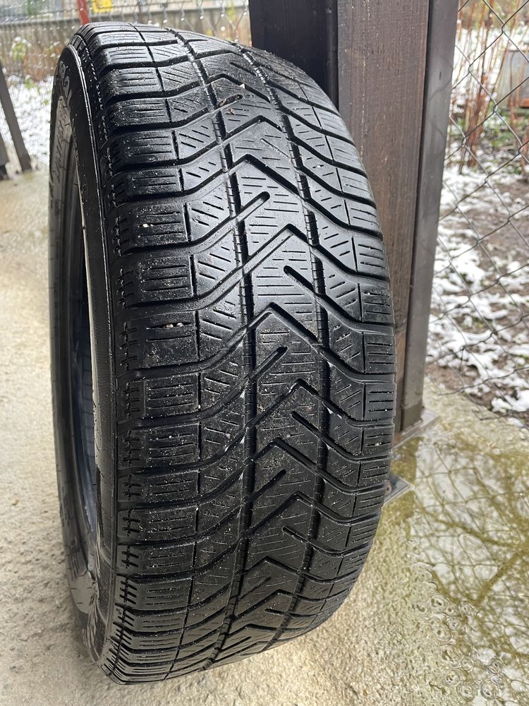 Зимни гуми PIRELlI SNOWCONTACT 3 205/55/16