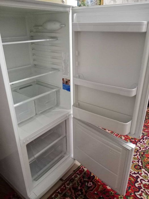 Продаётся домашний Холодильник Б/У