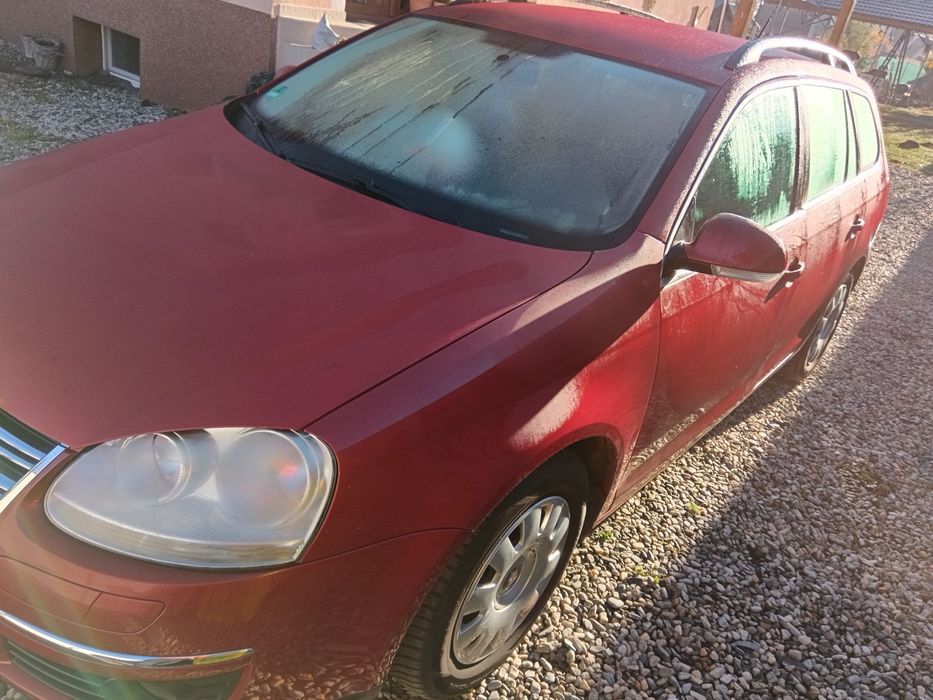 Vând volkswagen golf 5