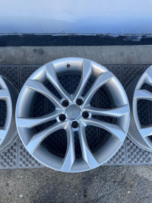 АУДИ А4 18-цола Лети джанти Audi
АУДИ А4,A5 18-цола Лети джанти AudiA4