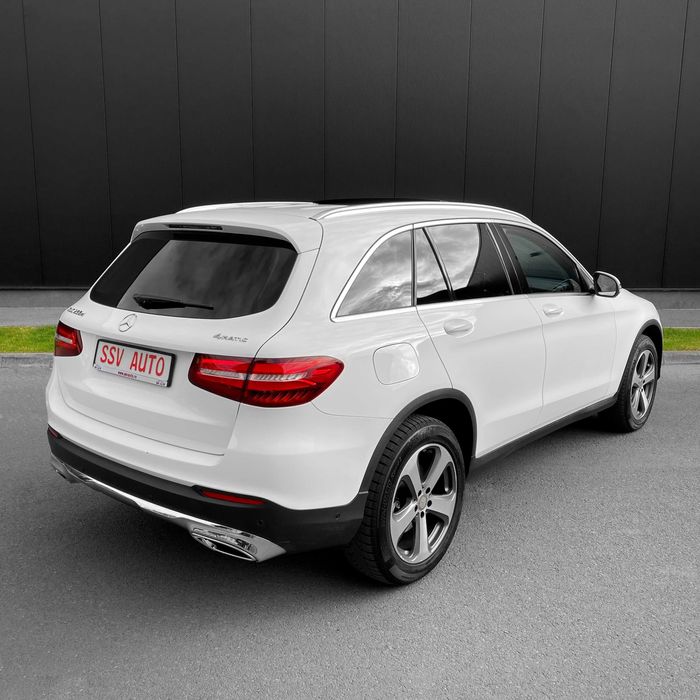 Mercedes-Benz GLC 250 4Matic Exclusive Panoramic / 2 Trape 2016 Alb