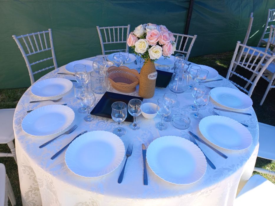 Inchiriez mese evenimente