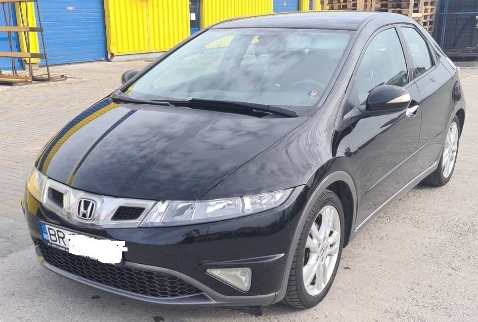 Honda civic 1.8  i V Tec 140 cp an 2010