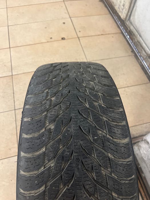 Vând două anvelope 225/55/r18. Sunt în stare excelentă