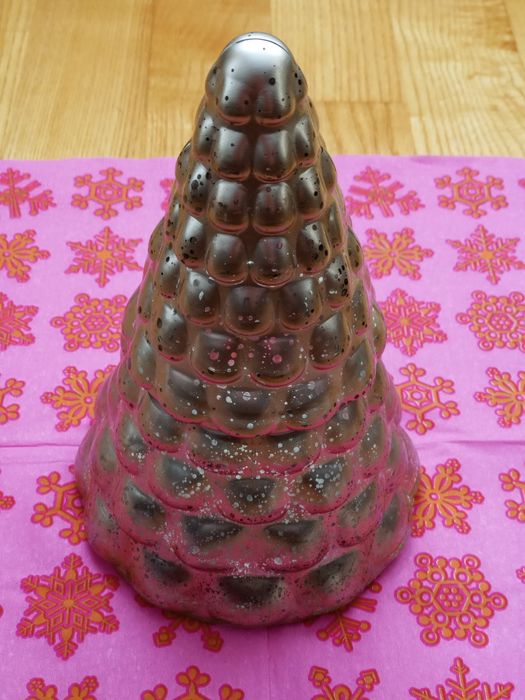 Decoratiune pentru ars lumanare parfumata.