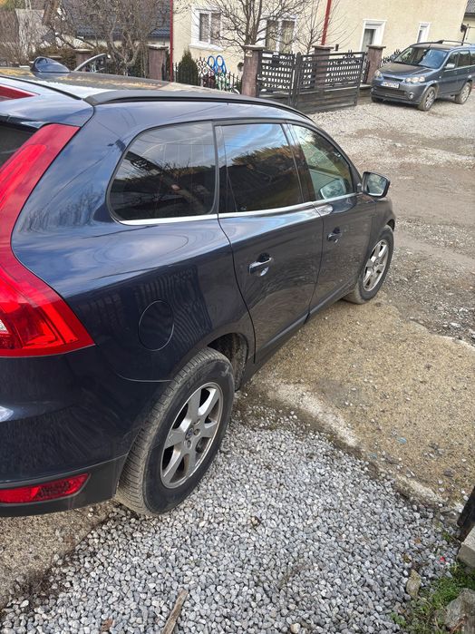 Volvo xc60, vanzare