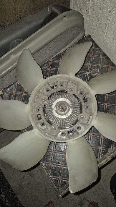 Гидромуфта  термомуфта тайота марк 2