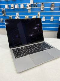 MacBook 2020 m1 256 ssd
