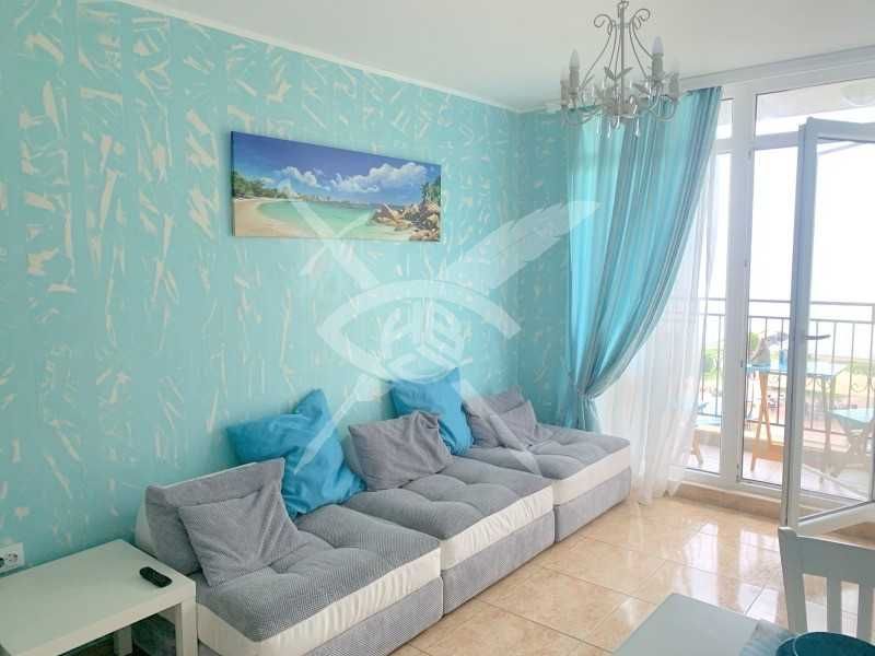 Продава се Тристаен апартамент в Ахелой - 110 кв.м за 682 €/кв.м - Снимка #2