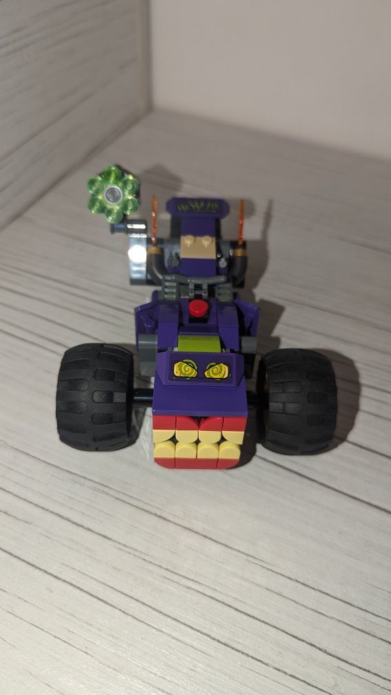 Lego Batman superheros DC joker 76159