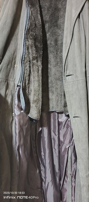 Мужской плащ из натуральной кожи (набук) в отличном состоянии!