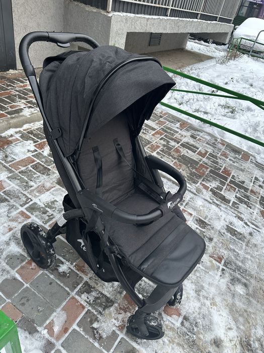 Коляска пргулочная