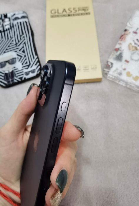 iPhone 15 pro 128 gb