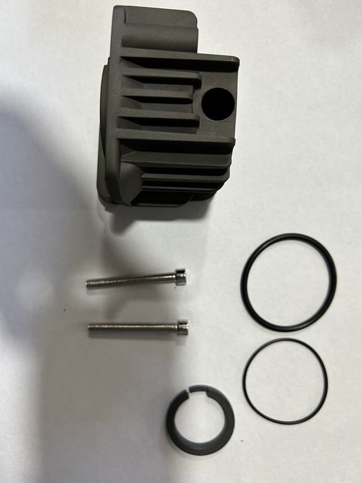 De Vanzare Kit reparație compresor suspensie audi Q7 4L 2006-