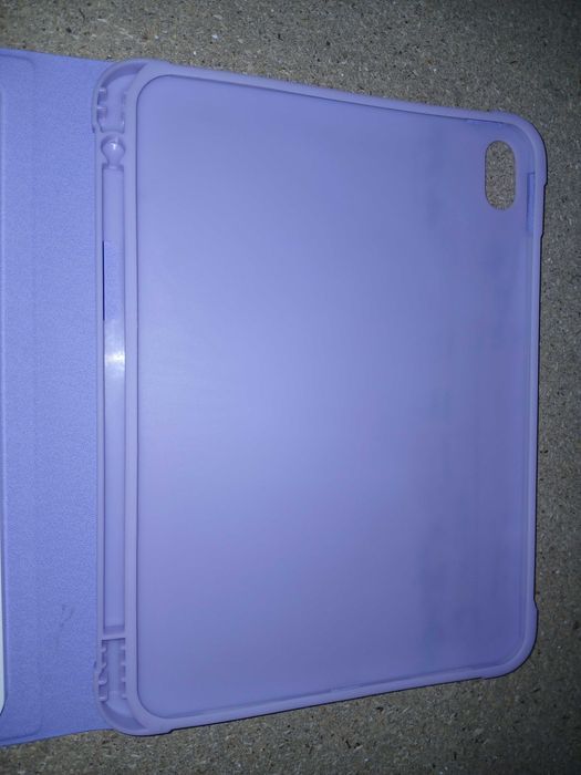 Husa iPad 9 cu tastatura Bluetooth detasabila, mov