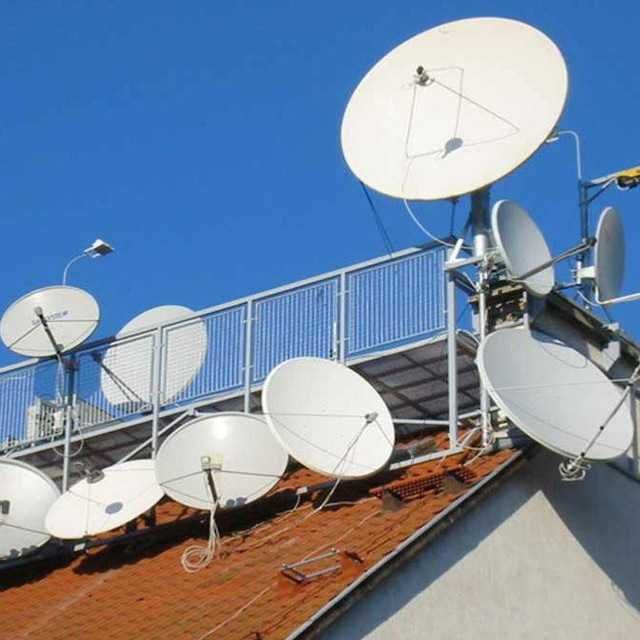 Sputnik antenna urnatamiz