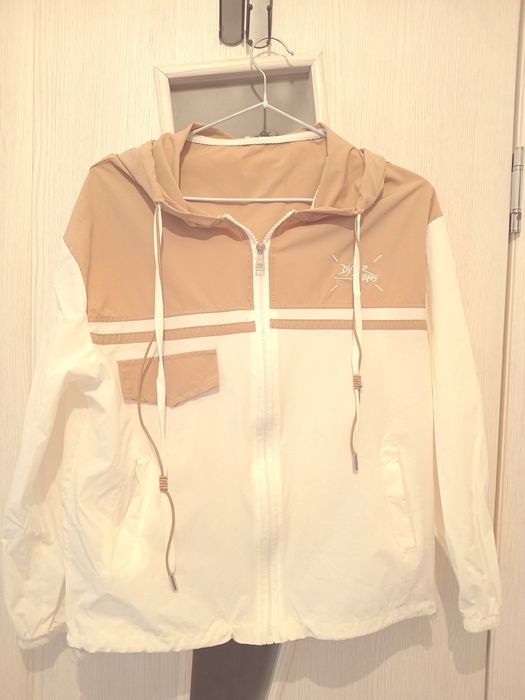 Ветровка размер 42-44