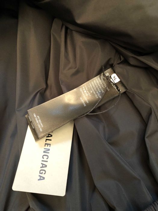 BALENCIAGA geaca  M, L si XL oversize sau 46-48 italy,retail 2500 euro