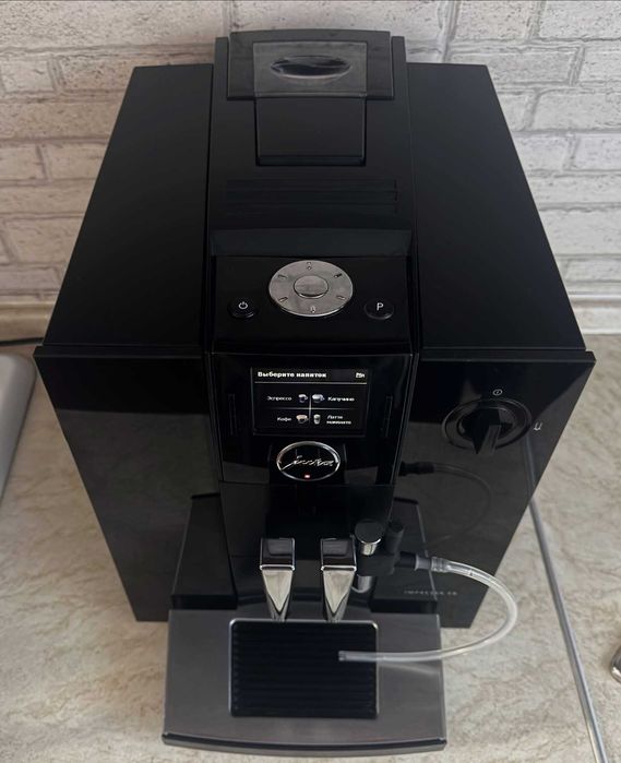 Еспресо Кафемашини Jura IMPRESSA F8