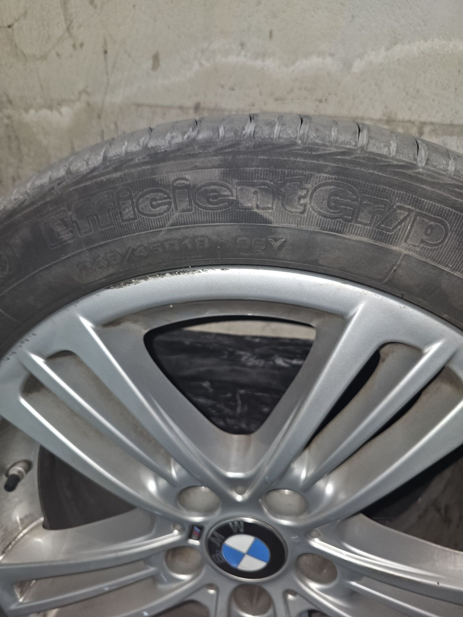 БМВ оригинални джанти с 4 летни гуми 245/45/R18 5х120 BMW X4